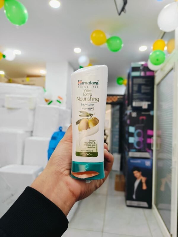 Himalaya Olive Extra Nourishing Body Lotion 6 IN 1 (100ml)